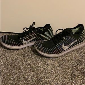 Women’s Running Shoe